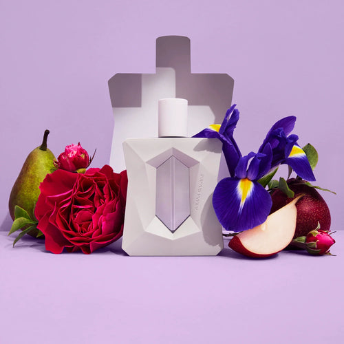 Ariana Grande God Is A Woman Eau de Parfum